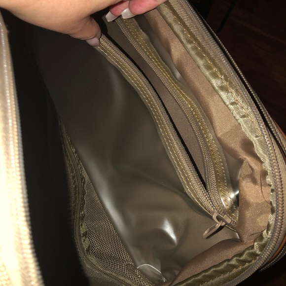 Luggage - Picture 4 of 8